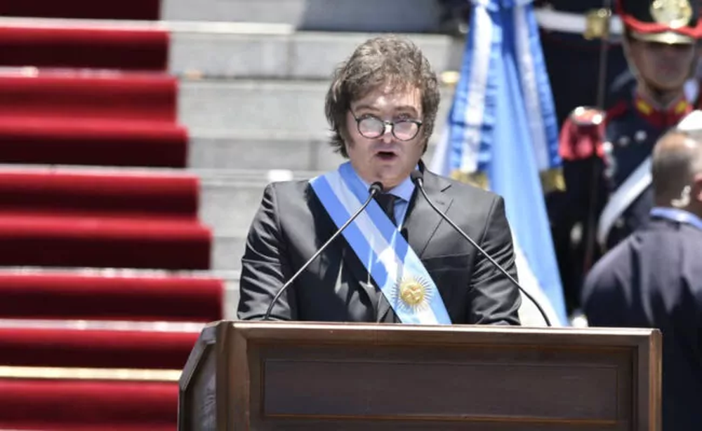 SE CUMPLE UN AÑO de la presidencia del Dr Javier Milei, con promesas cumplidas y expectativas por el año que se inicia.