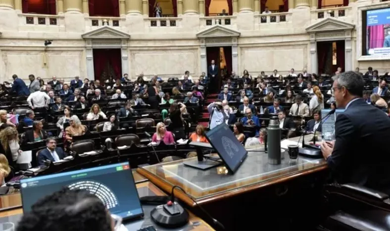 Reforma laboral: qué propone el Gobierno y por qué la ley sería un “ahorro futuro” para las empresas