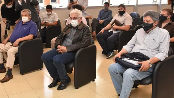 Gremio de empleados públicos ya pidió un bono de fin de año