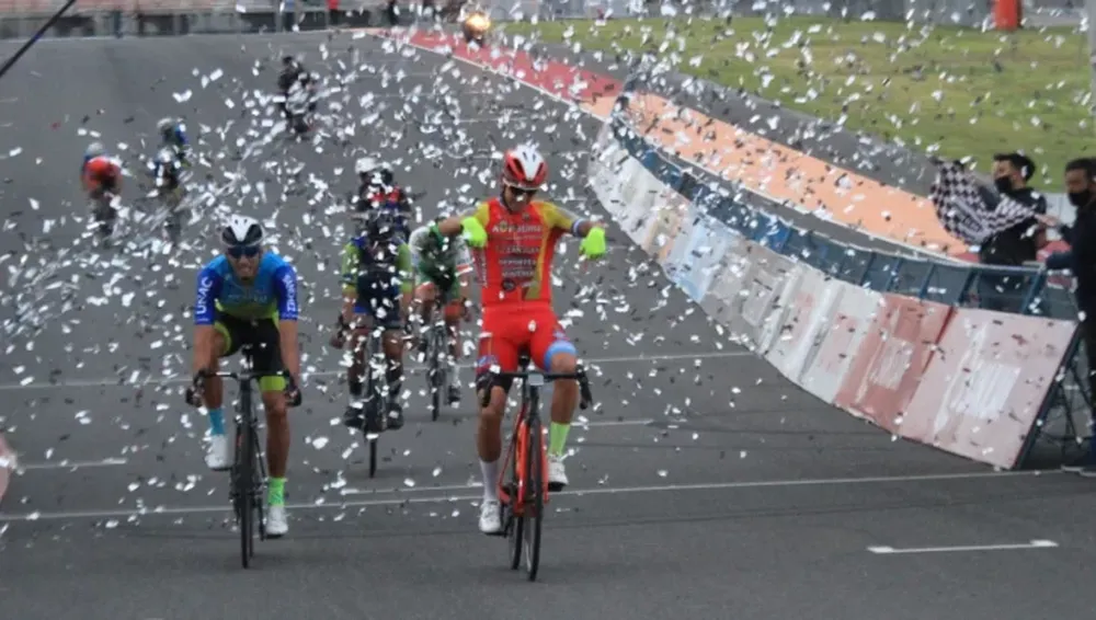 Nicolás Tivani cantó victoria por quinta vez en la temporada