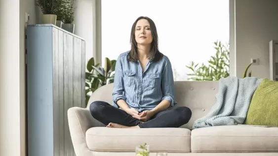 Meditar en casa, una rutina que alivia el estrés