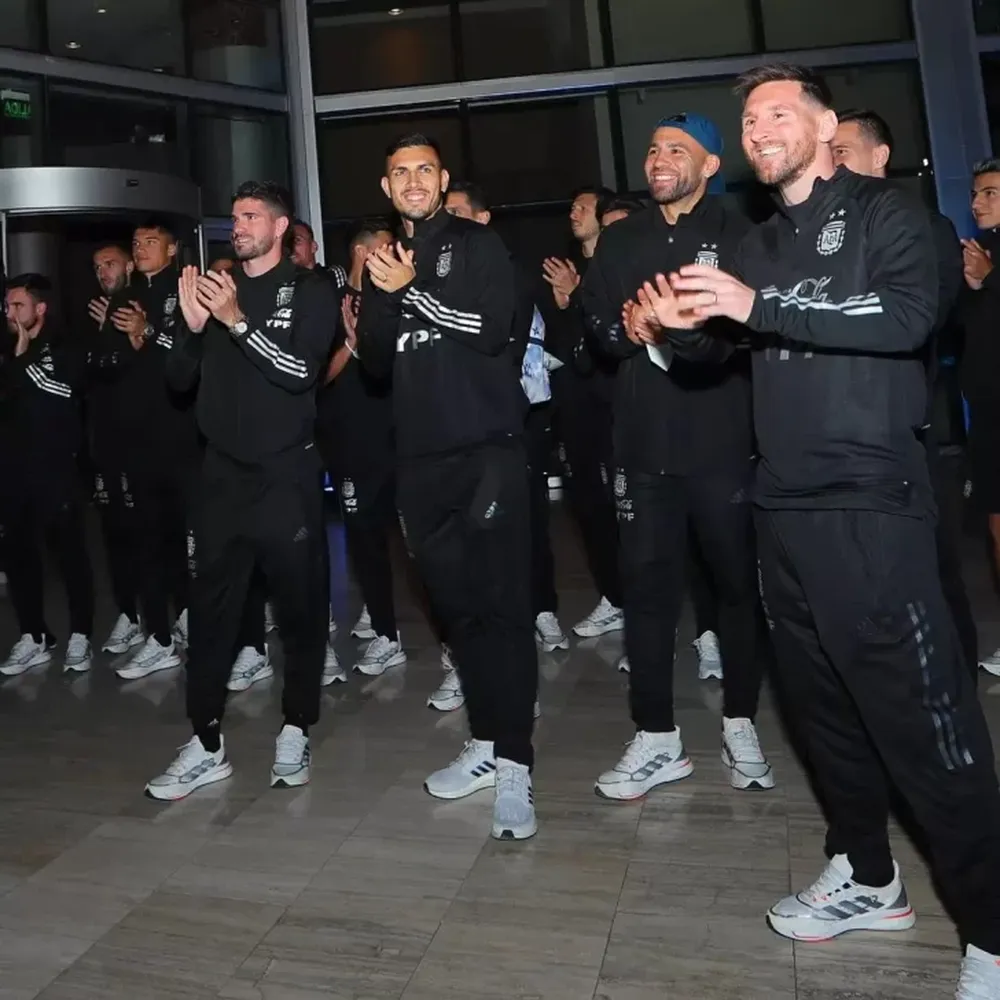 Con Messi a la cabeza, la Selección ya descansa en San Juan a la espera del clásico en el Bicentenario