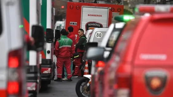 Un muerto y 17 atendidos por inhalación de monóxido de carbono en Balvanera