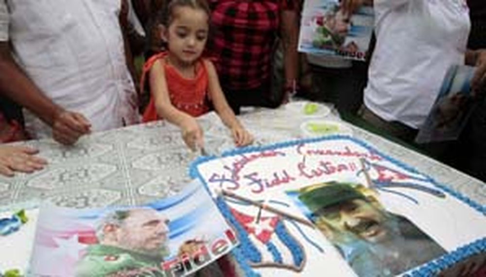 El continente le cantó a Fidel Castro por sus 85 años