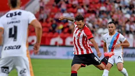 En un partidazo, Estudiantes le ganó a Arsenal