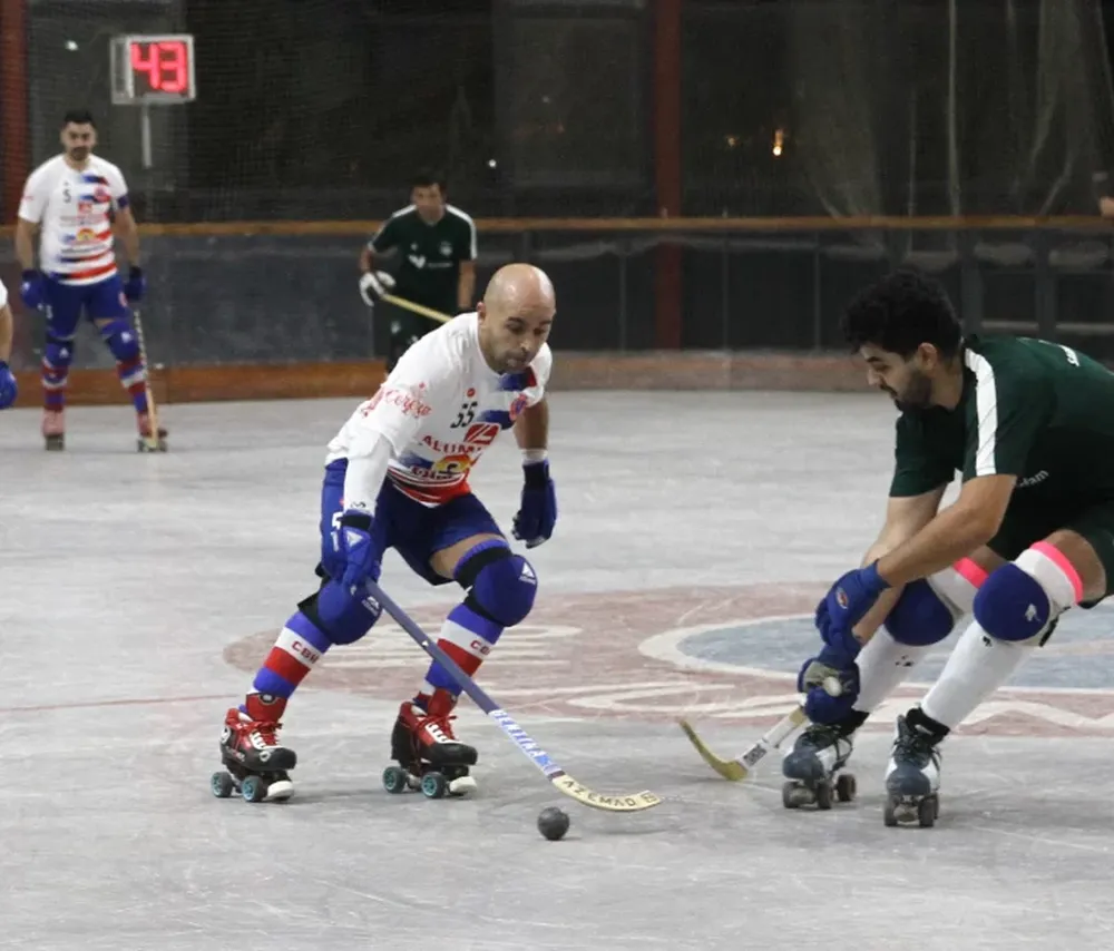 Hispano puede quedar solo en la punta