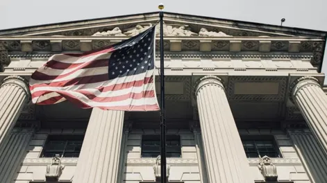 Juicio por YPF: Preska volvió a ordenarle a la Argentina que entregue los chats de Luis Caputo y Massa