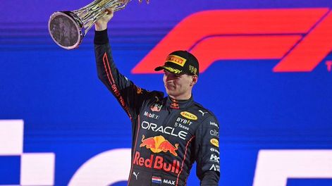 El campeón Verstappen ganó el Gran Premio de Arabia Saudita