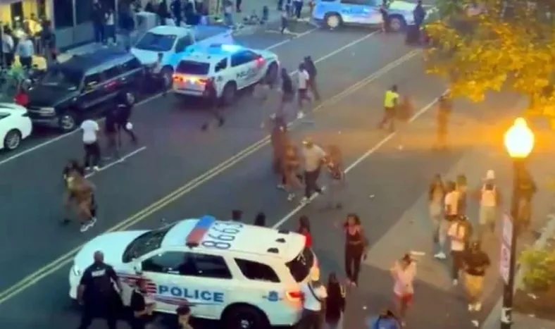 Un menor muerto y tres heridos, el saldo de un tiroteo en un festival