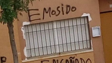 La triste historia detrás del graffiti y meme de “emosido engañado”