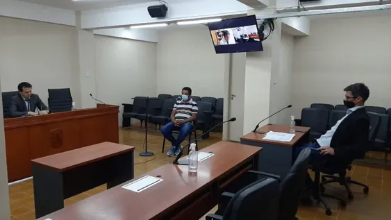 Abusó de dos nenas y lo condenaron, pero zafó de ir a la cárcel