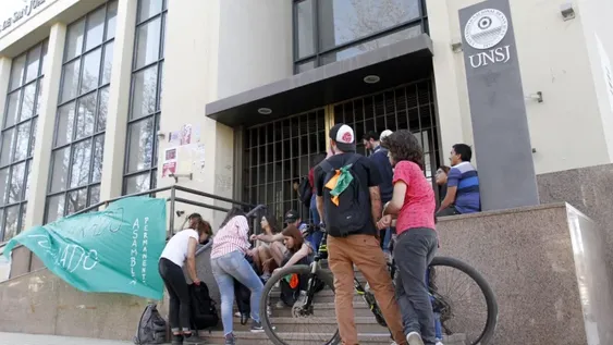 Sin clases en las cinco facultades de la UNSJ