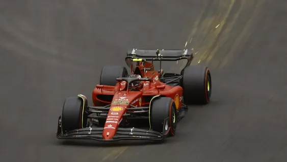 Verstappen fue el más veloz, la pole fue de Sainz