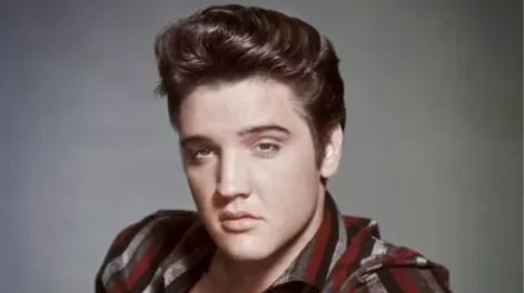 Un mechón de pelo de Elvis Presley se vendió en 72.500 dólares