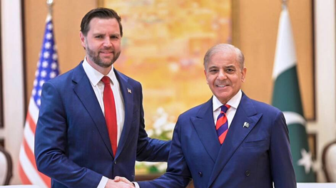 JD Vance y Shehbaz Sharif comenzaron las conversaciones.