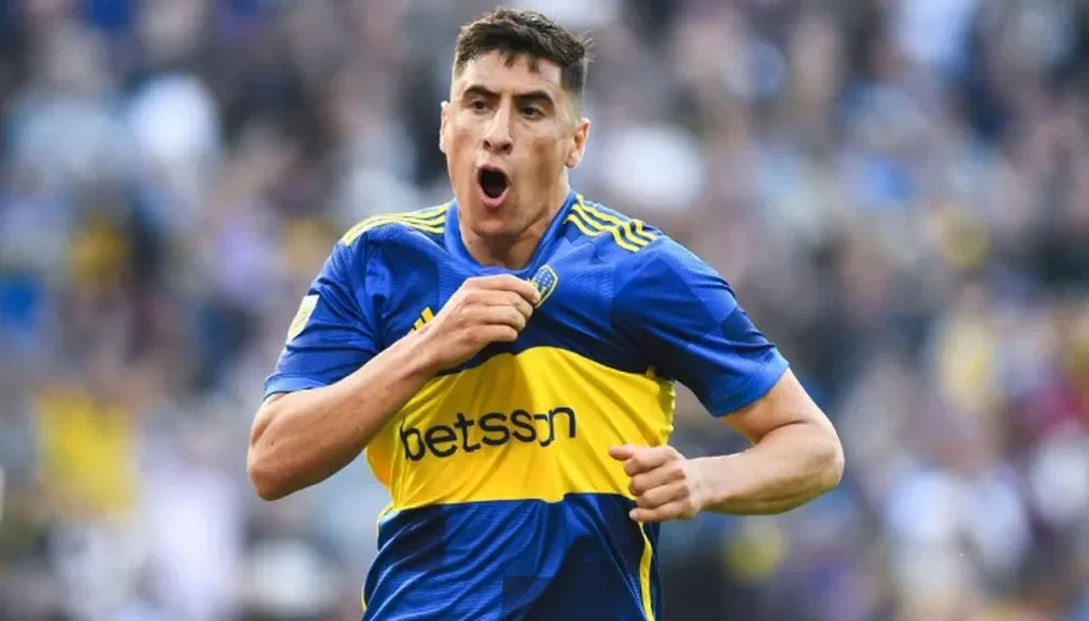 COMPAÑERO. Miguel Merentiel podría ir de arranque con Cavani en el ataque.