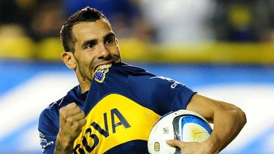 “Tevez era un exjugador”
