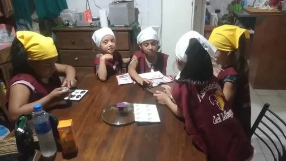 Harán huevos de Pascua para otros niños