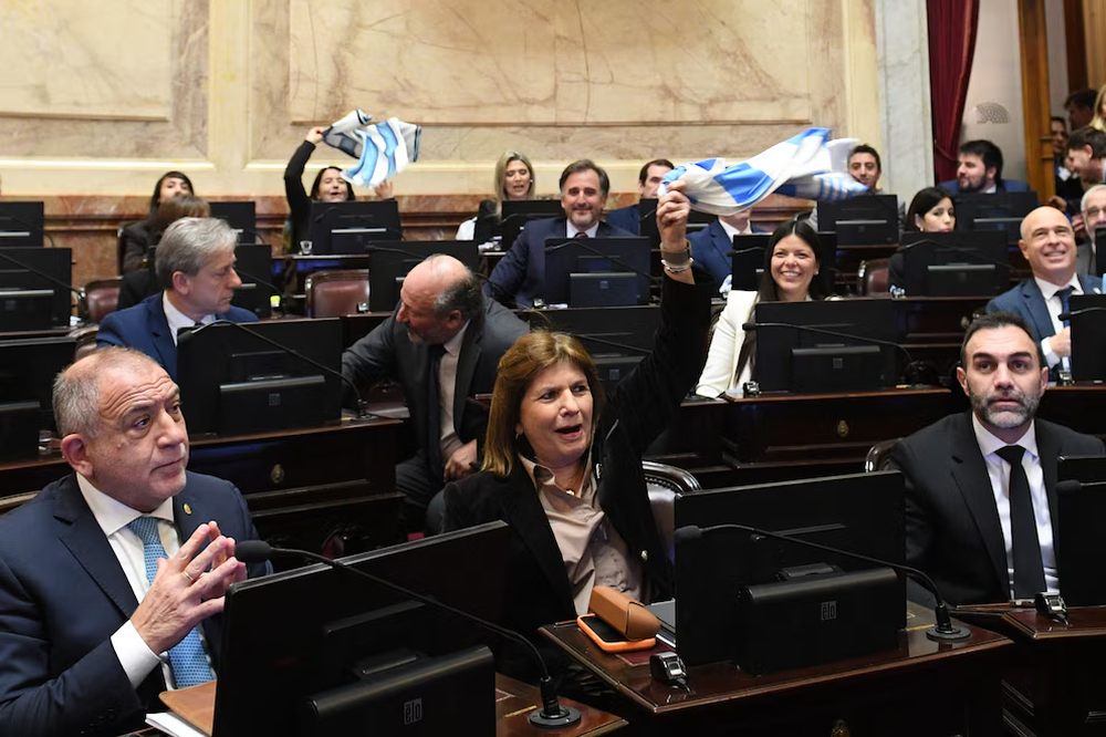 El gobierno relegó el capítulo de tierras para poder tener sesión en el Senado.