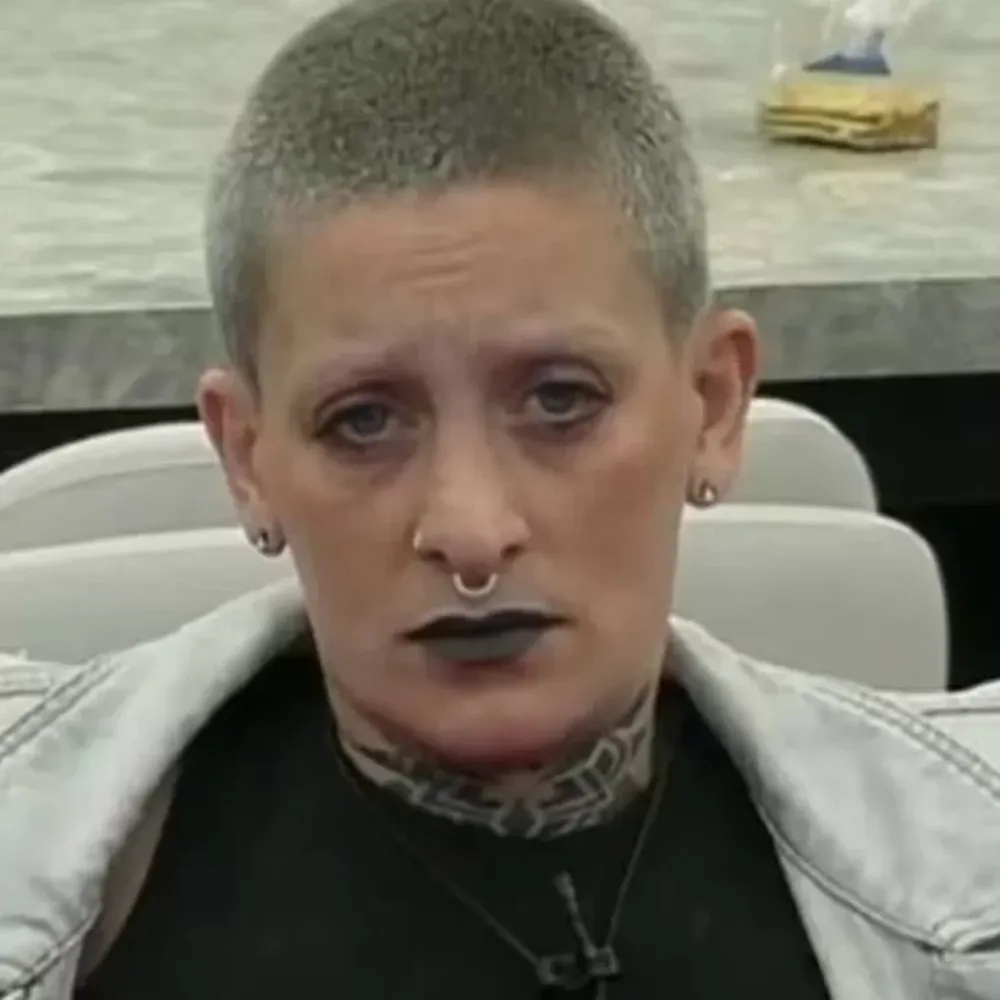 Furia hizo un comentario homofóbico sobre “Los Bros” y piden su expulsión inmediata