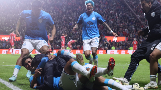 Todo Belgrano festeja la clasificación a la final. Gentileza Olé.&nbsp;