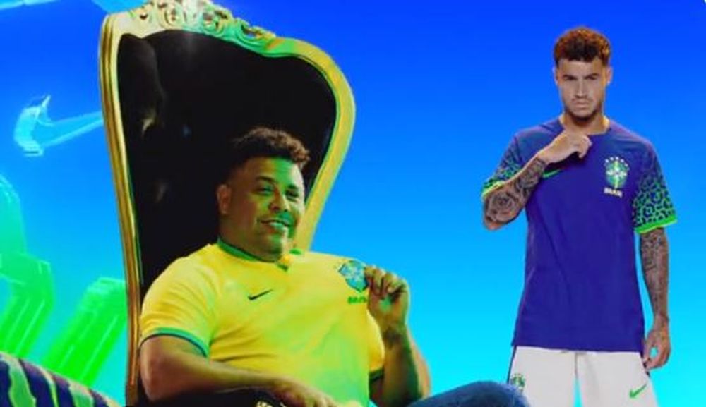 Brasil presentó la camiseta que usará en el Mundial con figuras del presente y del pasado