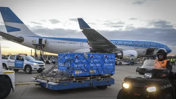 Pfizer negó ayer “pedidos de pagos indebidos” de la Argentina