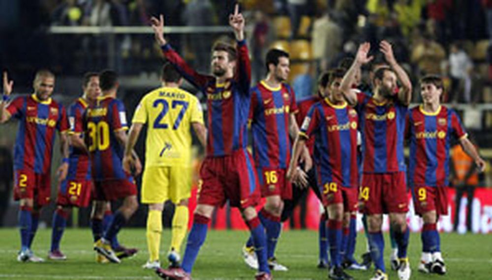 Barcelona venció al Villarreal y amplió la ventaja