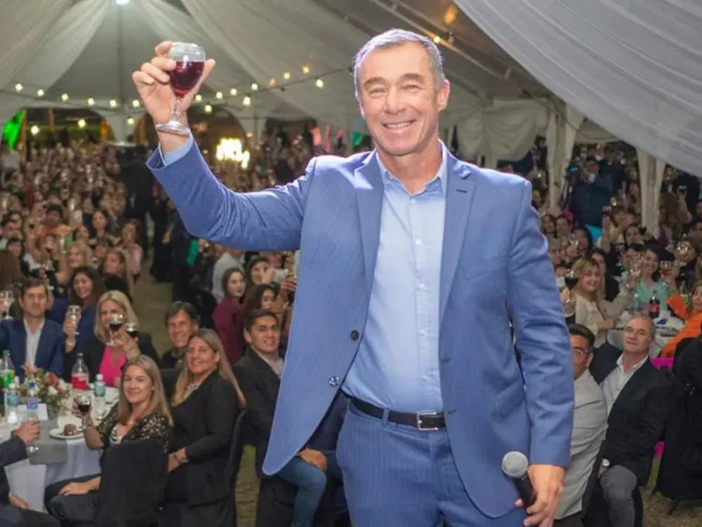 Martín respondió el pedido de informes por la fiesta a los maestros