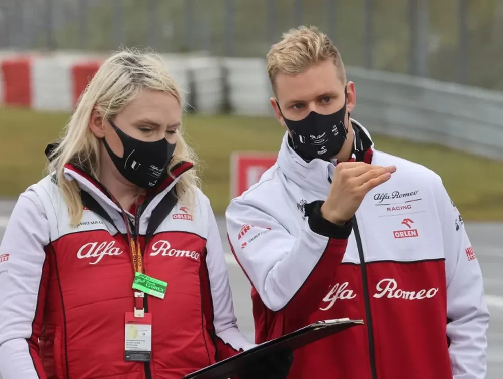 El clima impide el debut del hijo de Schumacher en las pruebas libres de Fórmula 1