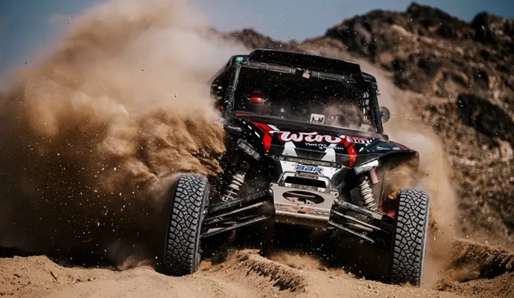 A fondo. CAvigliasso no dejó pasar su oportunidad y metió una victoria clave para acomodarse en la pelea grande del Dakar.