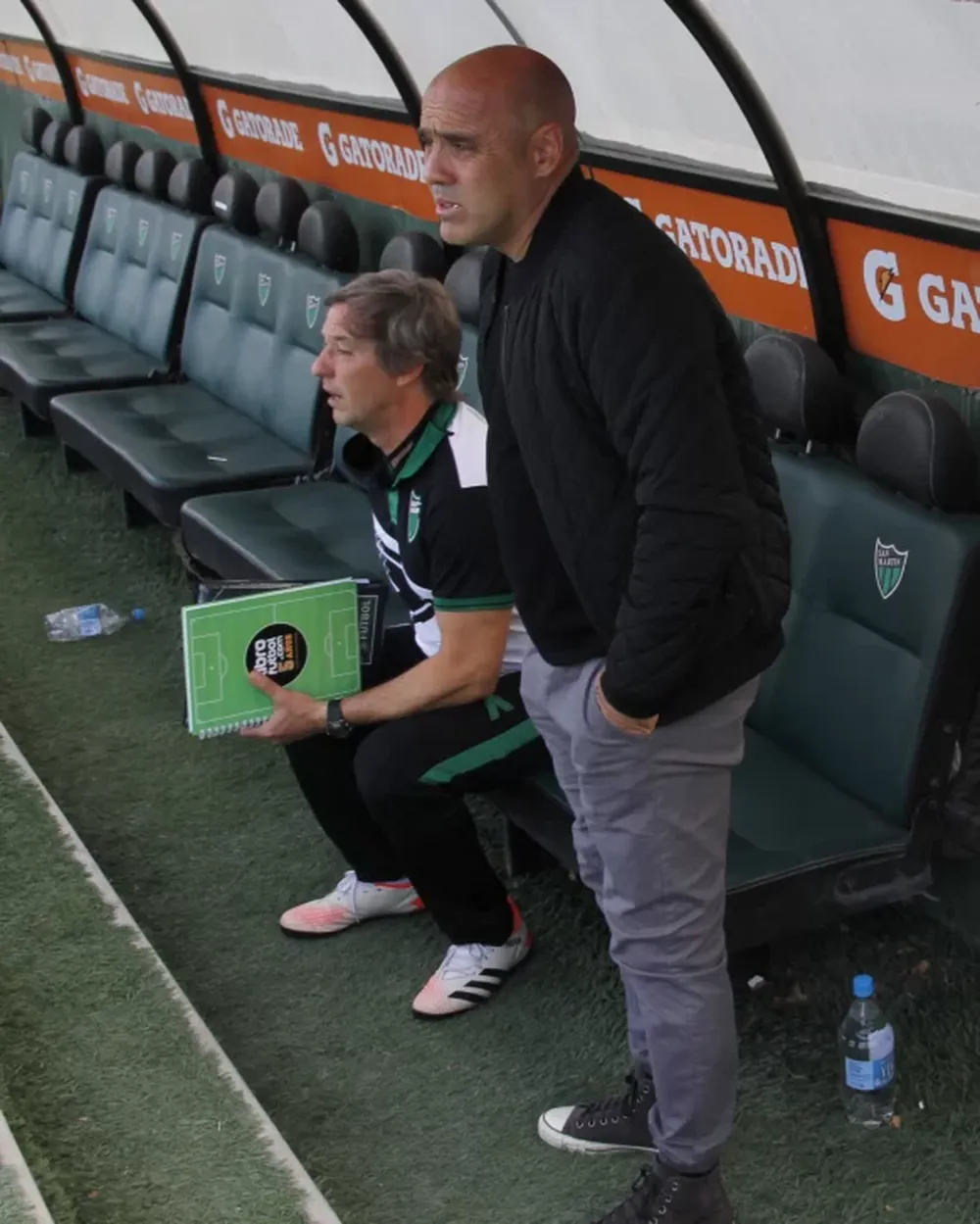 San Martín viajó a Santiago sin confirmar su formación