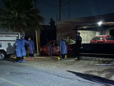 Un auto se estrelló contra un poste en Santa Lucía: un muerto y un herido grave. Un auto se estrelló contra un poste en Santa Lucía: un muerto y un herido grave.