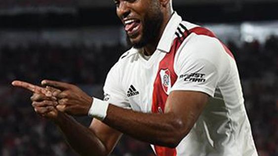 River, con suplentes, busca estirar su racha