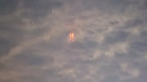Aseguran haber visto ovnis en La Plata: las imágenes de las extrañas luces en el cielo