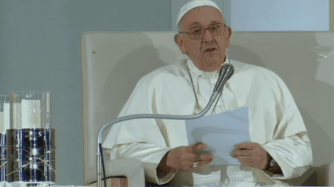 El Papa, ante miles de jóvenes: “No tengan miedo de cambiar el mundo y luchar”