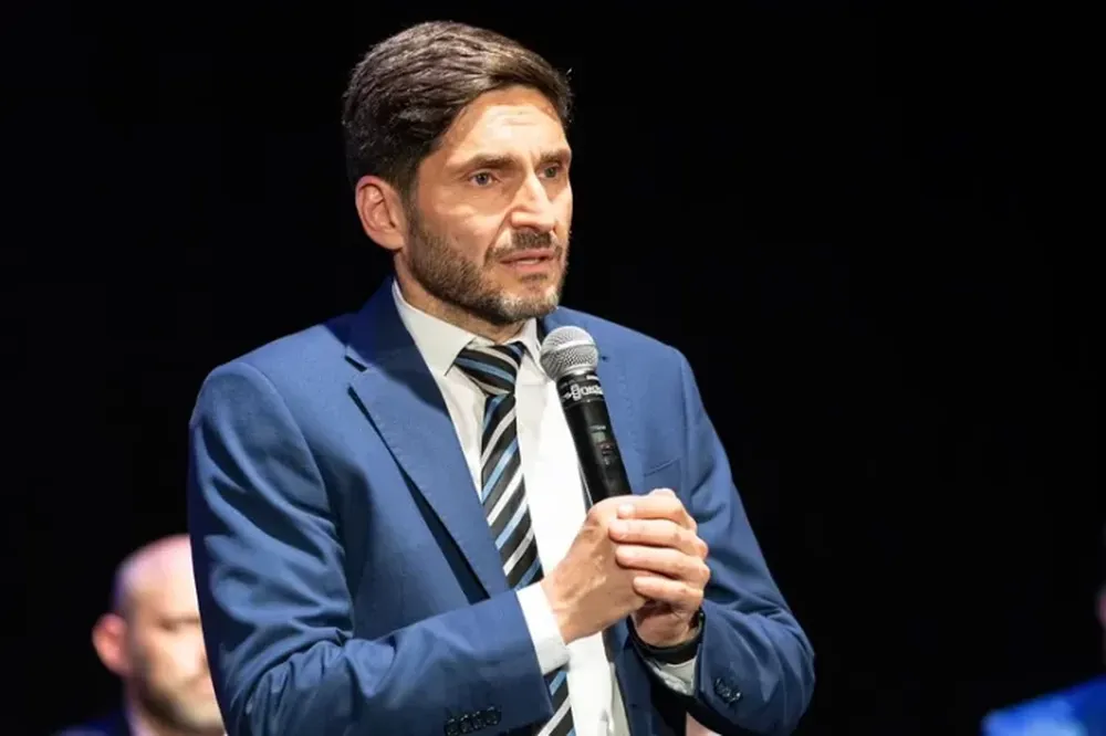 Pullaro apuntó contra Milei: “En el Congreso necesitamos votos y no vetos”