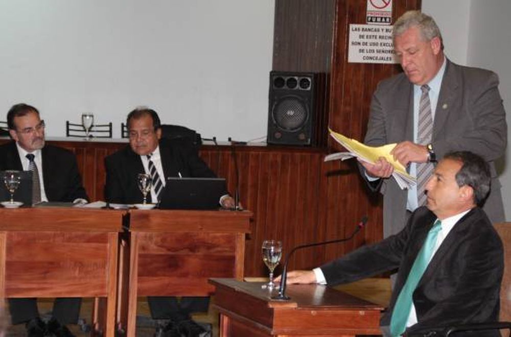 Un exasesor de Hacienda, en jaque  en el Jury a Macchi