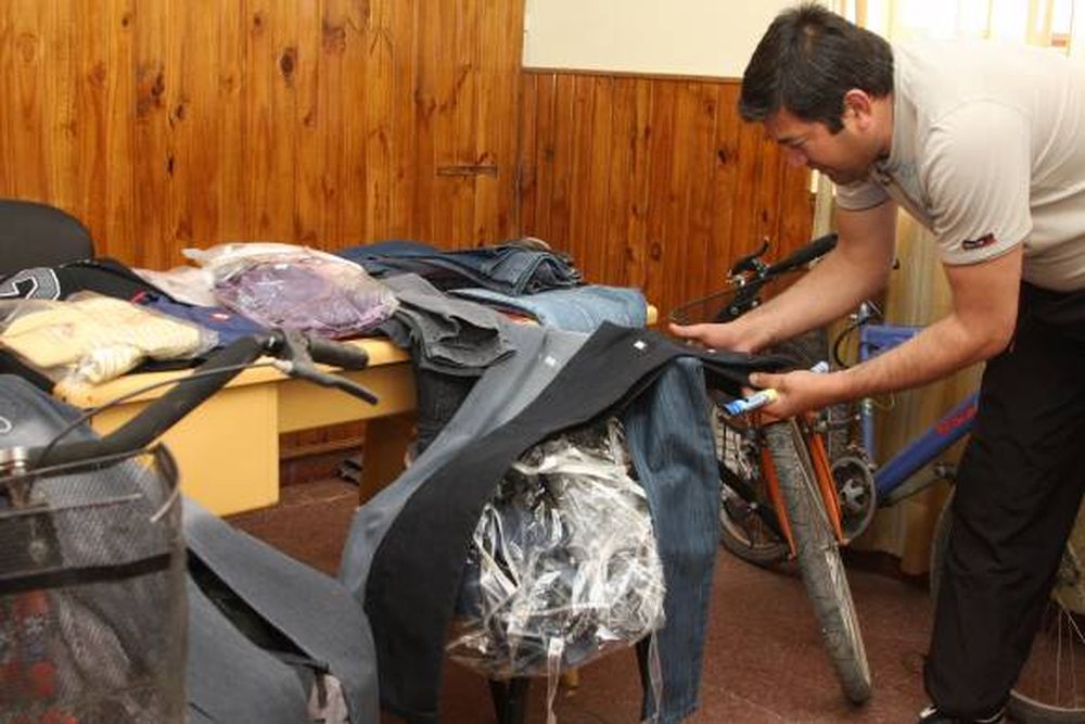 Remisero cae por robar