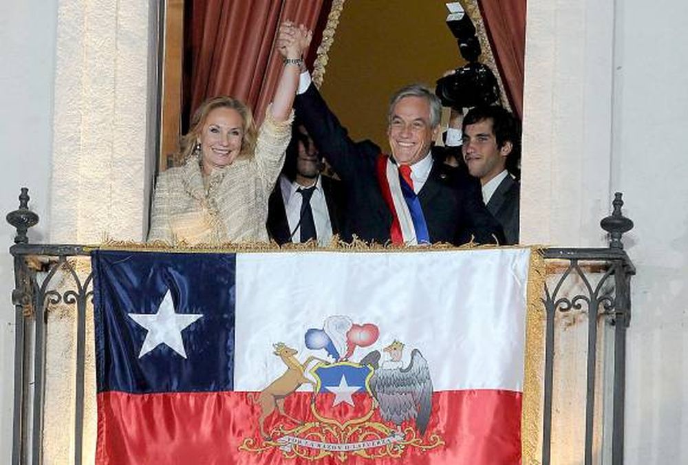 La promesa de reconstruir “piedra por piedra”