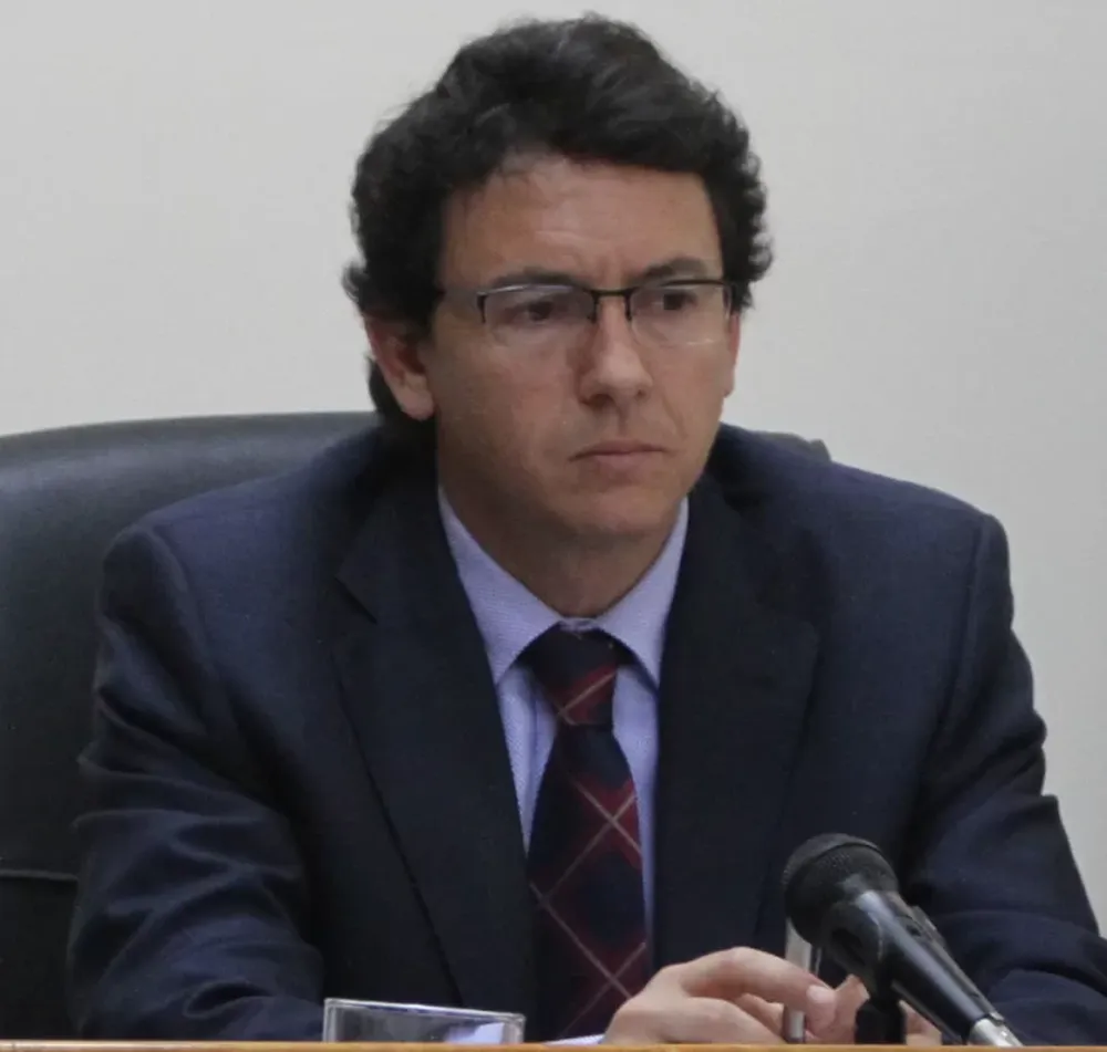 Violó a su hija, la embarazó y tuvo un hijo con ella; condenado a 17 años de cárcel