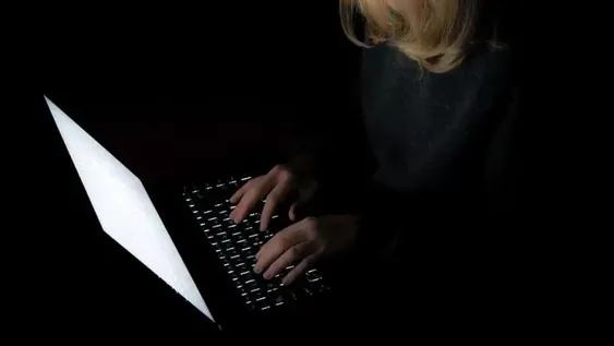 Se hizo pasar por su hija para denunciar a un acosador de menores en TikTok