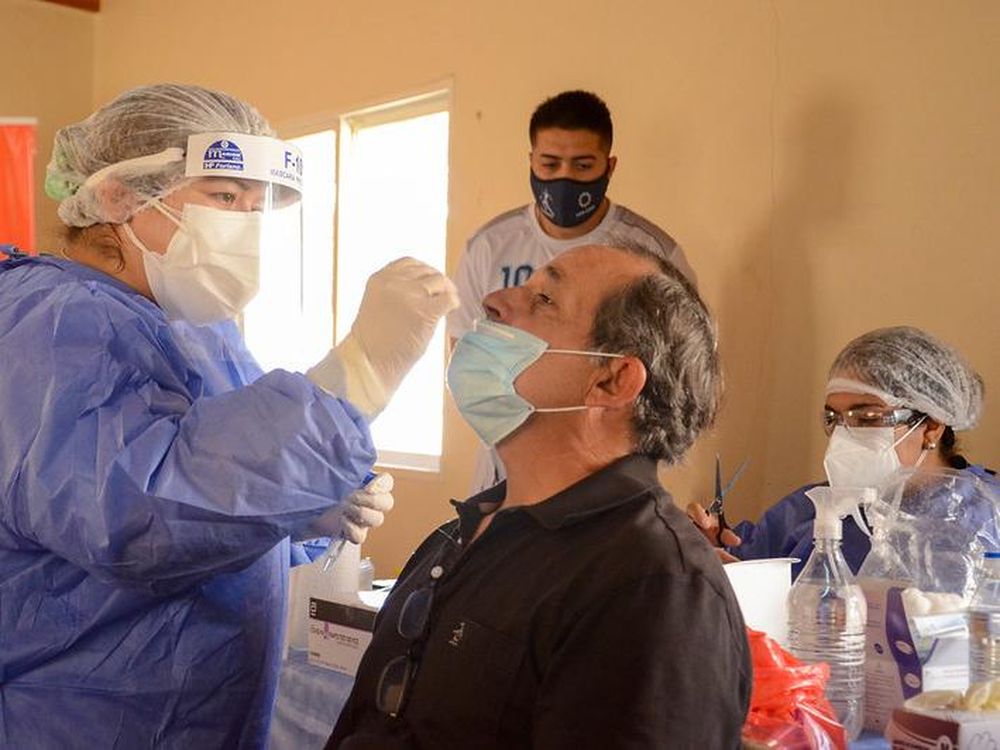 Dos decesos y 75 nuevos contagios por coronavirus en San Juan