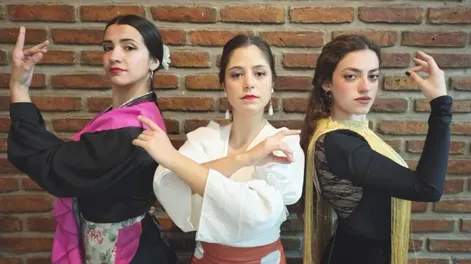 Diario de Cuyo | ALEJANDRA MINET, Micaela Pelletier y Milagros Scarso, son una de las beneficiadas por el seminario de flamenco que se desarrolló en la provincia durante este mes.