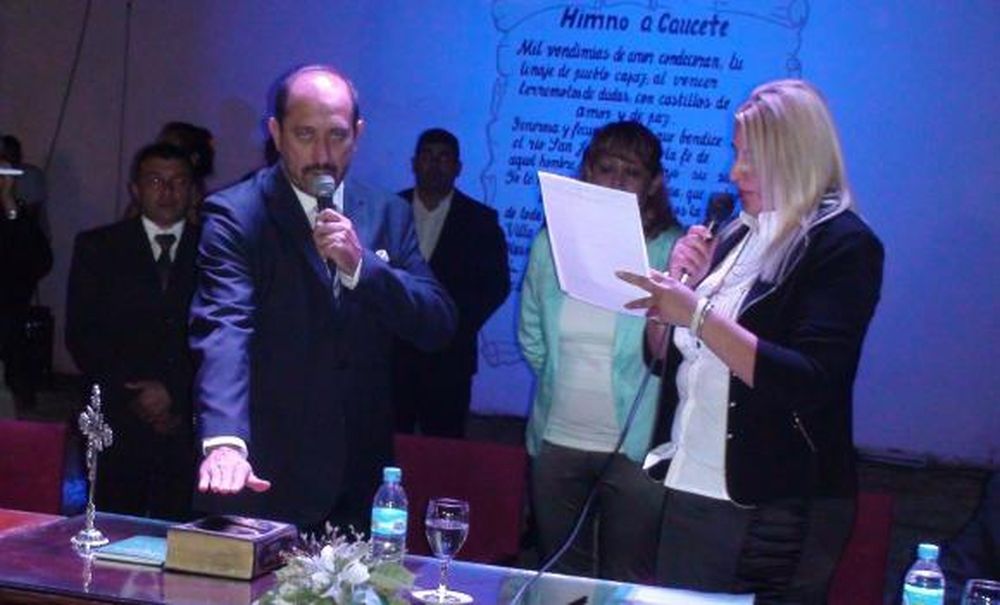 Una adolescente, la jefa del gabinete de Caucete