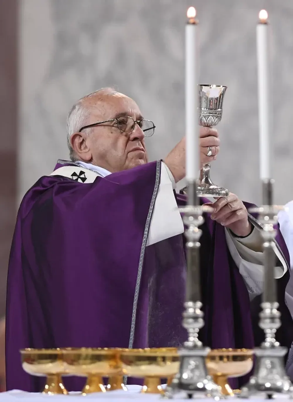 Francisco criticó a las personas que maltratan a las empleadas domésticas