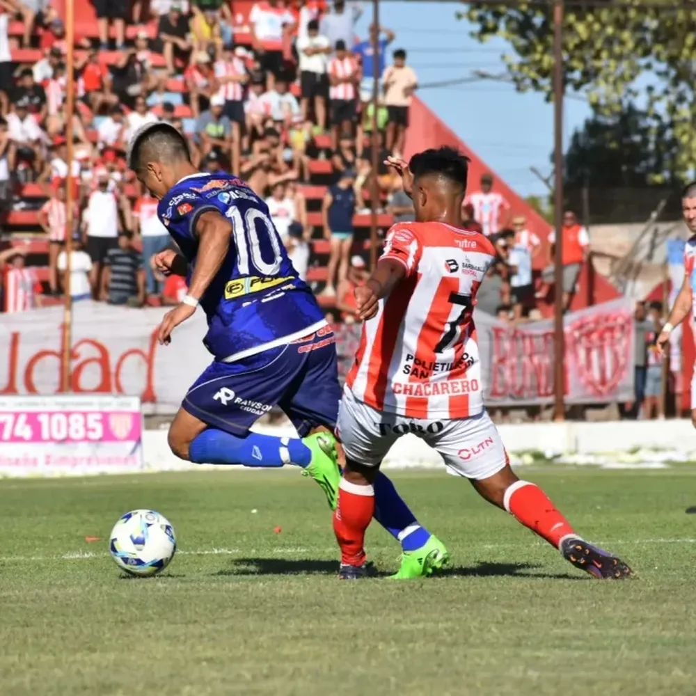 Unión cosechó una dura derrota ante San Martín de Mendoza en la final de ida