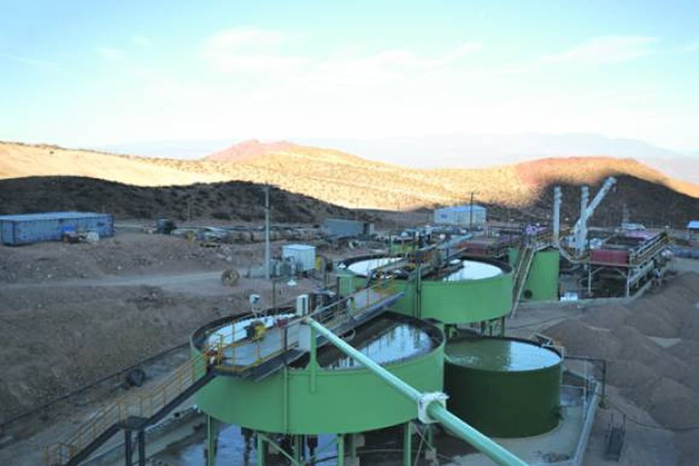 Desde Australia, con escala en Brasil