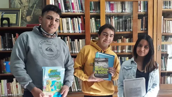 Primer club ambiental en una biblioteca