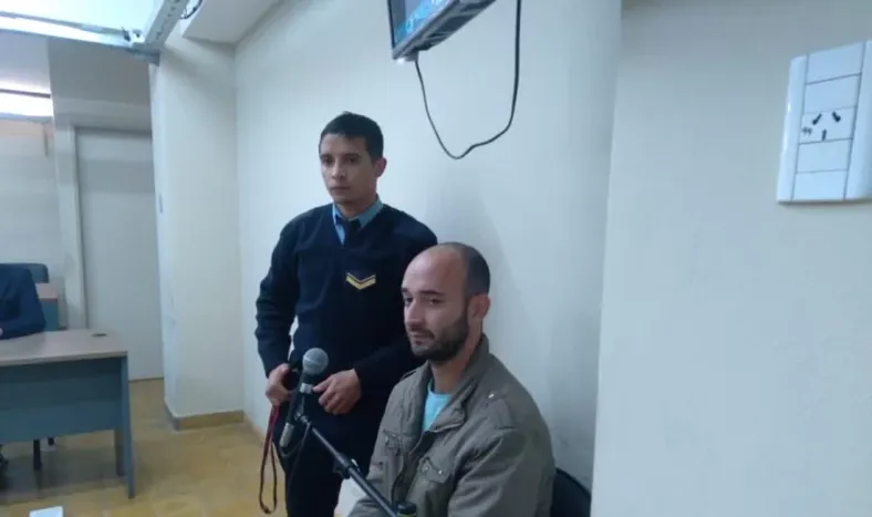 Le dictaron prisión preventiva al hombre que roció con nafta a su ex: qué dijo en su defensa